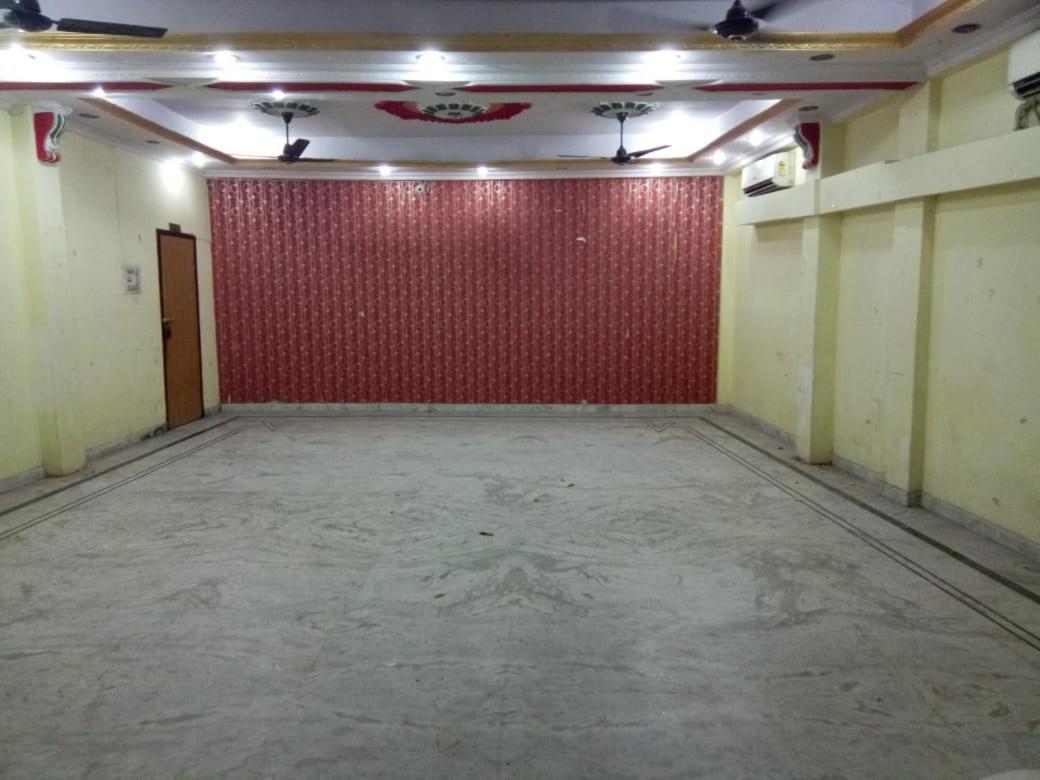 Hotel Kamal Lucknow Exteriör bild